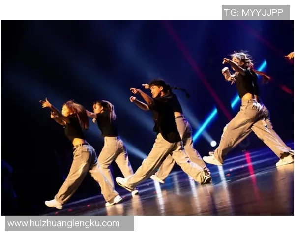 深圳极限运动队在世界街舞大赛中的逆袭之旅与荣耀时刻揭秘 深圳极限运动队在世界街舞大赛中的逆袭之旅与荣耀时刻揭秘